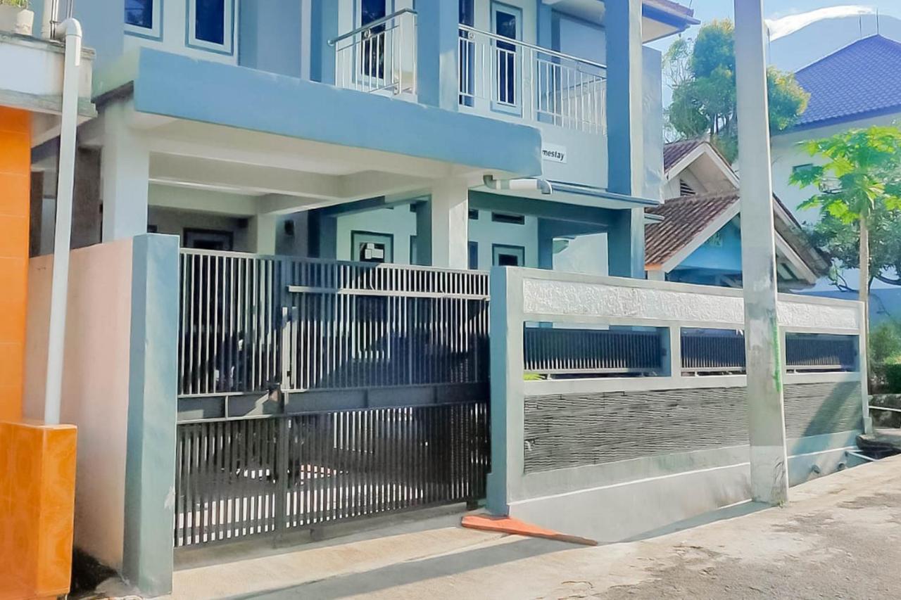 Triyoga Homestay Syariah Redpartner Sangkanurip Екстериор снимка