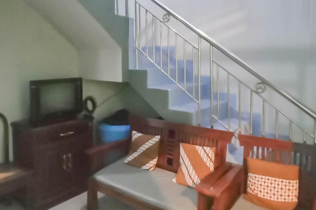 Triyoga Homestay Syariah Redpartner Sangkanurip Екстериор снимка